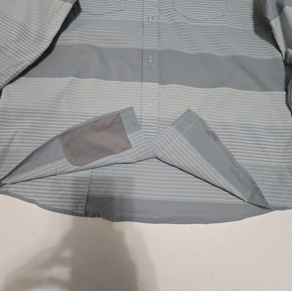 Howler Brothers H Bar B Tech Longsleeve Gray Blue Stripe Men's Small - Picture 8 of 11